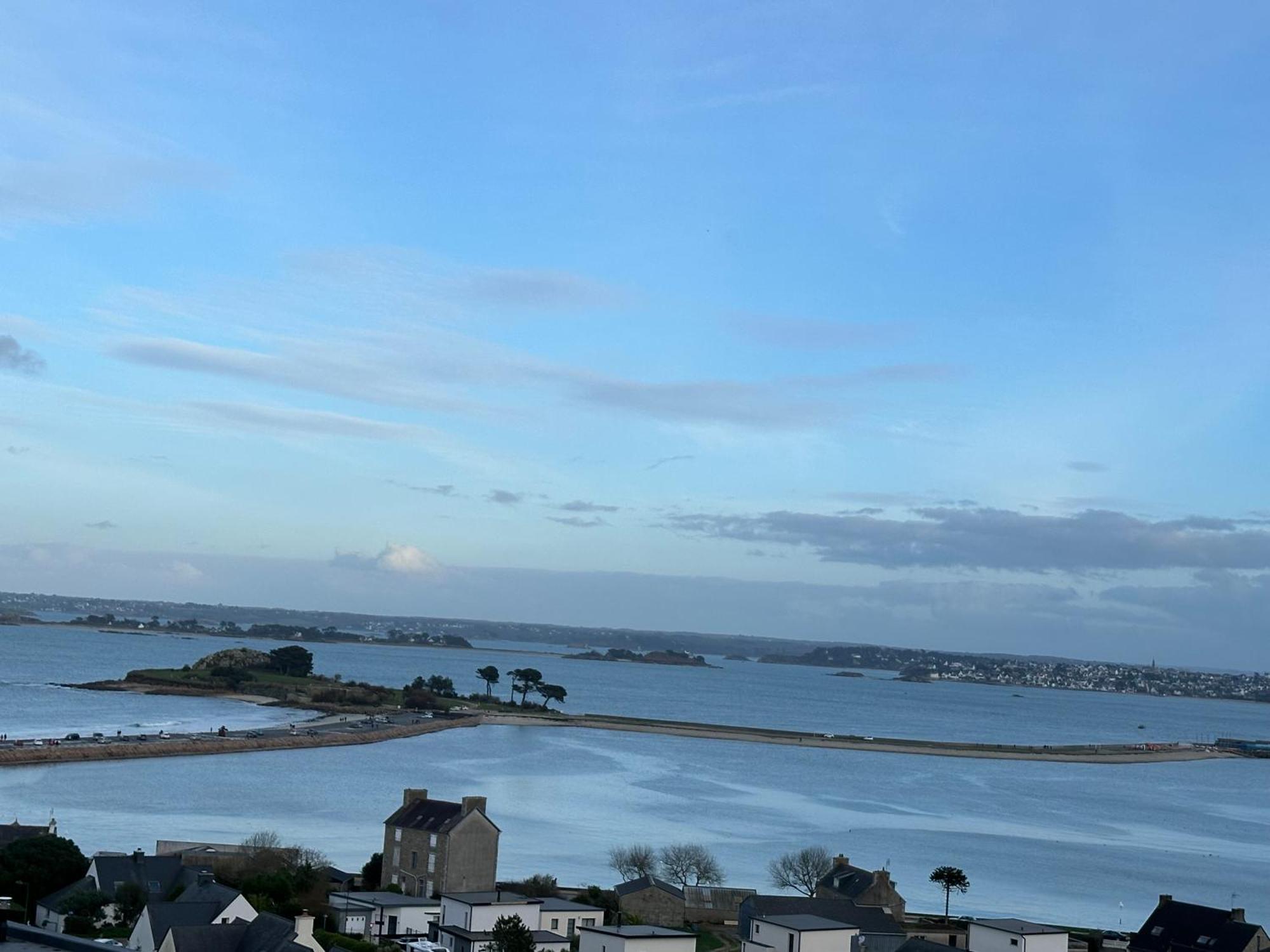 Les Bords De Mer Saint-Pol-de-Léon Buitenkant foto